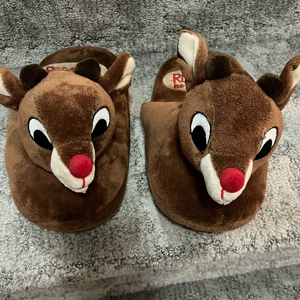 Rudolph the Red Nosed Reindeer Adult Slippers, Size S 5-6